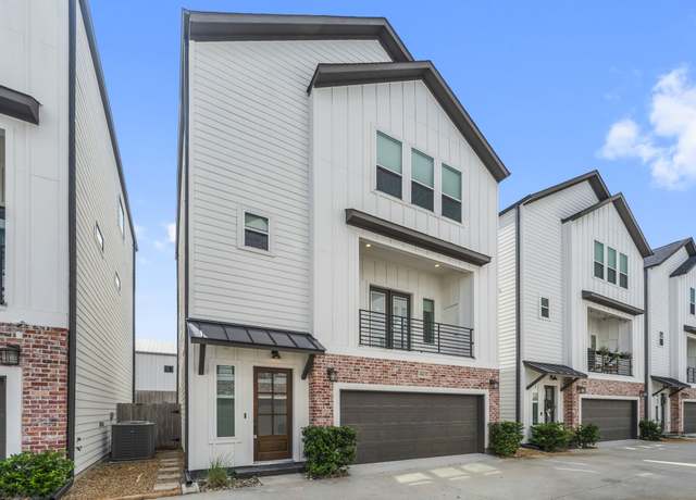 Property at 954 Fisher St Unit E, Houston, TX 77018, 3 beds, 3.5 baths