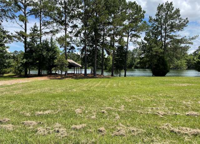 Property at 17 & 16 A Smith Loop N, Cleveland, TX 77327