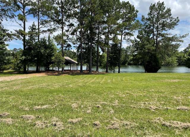 Property at 17 & 16 A Smith Loop N, Cleveland, TX 77327