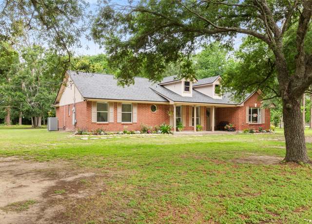 Property at 9528 Gates Loop, Manvel, TX 77578, 3 beds, 2 baths