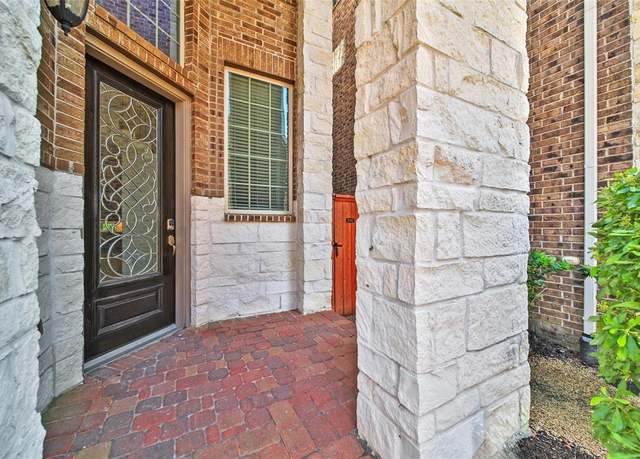 Property at 18323 Parkview Point Dr, Houston, TX 77094, 3 beds, 3.5 baths