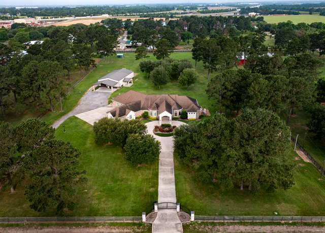 Property at 17715 Badtke Rd, Hockley, TX 77447, 3 beds, 4.5 baths