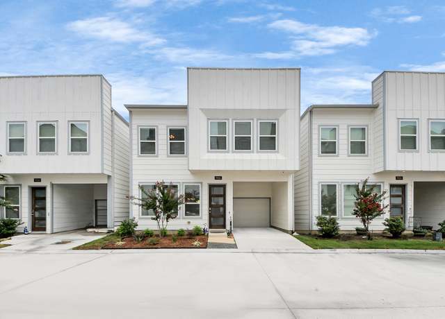 Property at 9016 Lonestar River Ln, Houston, TX 77080, 3 beds, 2.5 baths