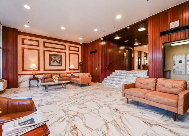 Property at 7520 Hornwood Dr #806, Houston, TX 77036, 1 bed, 1 bath