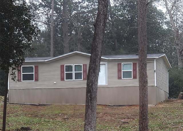 Property at 433 Highland Dr, Livingston, TX 77351, 3 beds, 2 baths