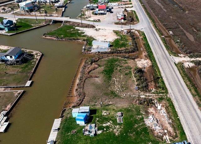 Property at 201 Carancahua St, Sargent, TX 77414
