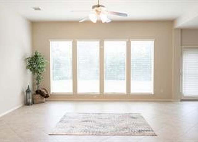 Property at 2606 Waterbrook Ln, Rosenberg, TX 77471, 5 beds, 3.5 baths