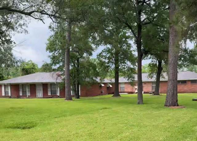 Property at 12420 Wallisville Rd, Houston, TX 77013, 4 beds, 3 baths