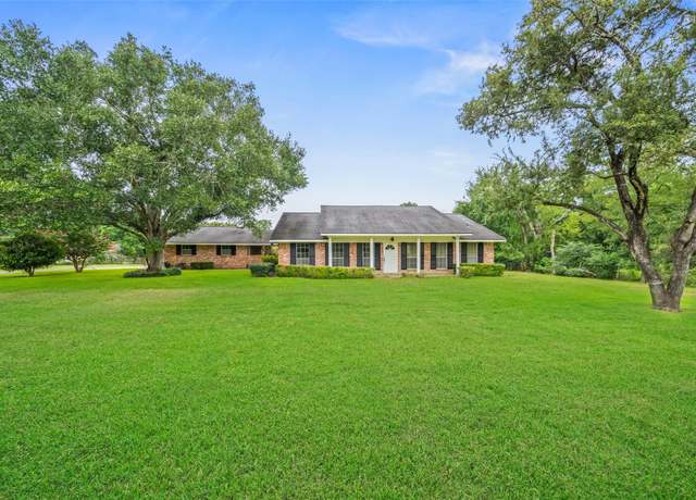 Property at 204 Wade Rd, Brookshire, TX 77423, 2 beds, 2 baths