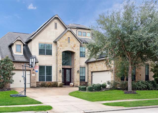Property at 17803 Paint Bluff Ln, Cypress, TX 77433, 5 beds, 4 baths