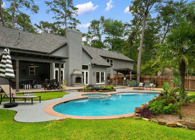 Property at 2910 Crossvine Cir, The Woodlands, TX 77380, 4 beds, 4 baths