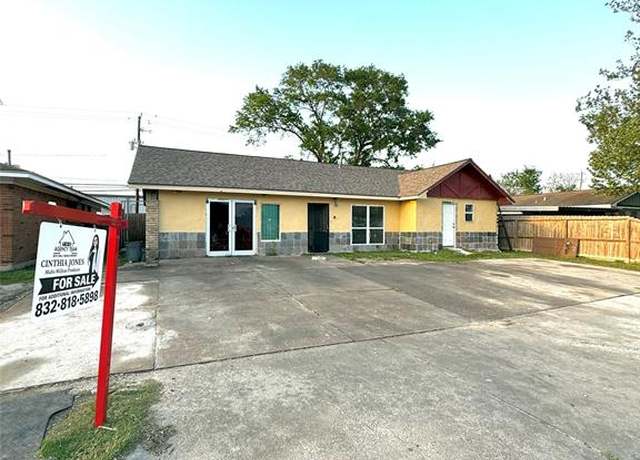 Property at 15307 Woodforest Blvd, Channelview, TX 77530, 3 beds, 1.5 baths