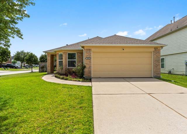 Property at 16836 Northern Flicker Trl, Conroe, TX 77385, 3 beds, 2 baths