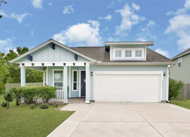 Property at 13331 Pecan Trails Dr, Santa Fe, TX 77510, 3 beds, 2 baths