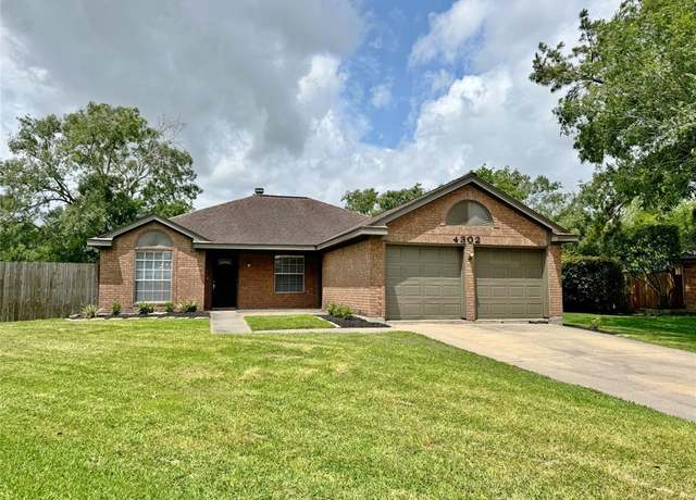 Property at 4302 Duesenberg Ct, Pearland, TX 77584, 3 beds, 2 baths