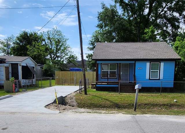 Property at 1085 Ellington St, Houston, TX 77088, 2 beds, 1 bath