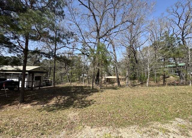 Property at 318 Oakwood Ln Ln, Trinity, TX 75862