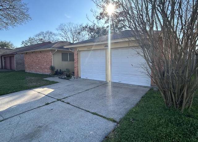 Property at 20027 Chipplegate Ln, Humble, TX 77338, 3 beds, 2 baths