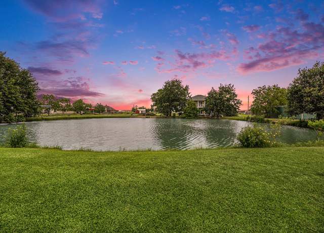 Property at 4201 Lawrence Rd, Beach City, TX 77523, 1 bed, 1.5 baths