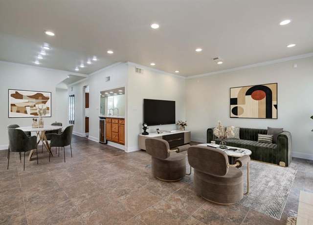 Property at 5701 Winsome Ln #2, Houston, TX 77057, 2 beds, 2 baths