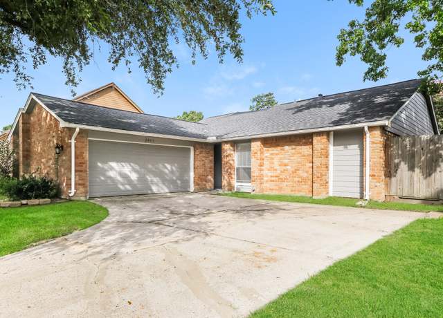 Property at 20011 Dawn Mist Dr, Humble, TX 77346, 3 beds, 2 baths