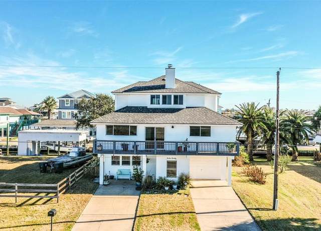 Property at 1220 103rd St, Galveston, TX 77554, 3 beds, 2.5 baths