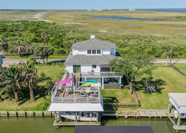 Property at 1220 103rd St, Galveston, TX 77554, 3 beds, 2.5 baths