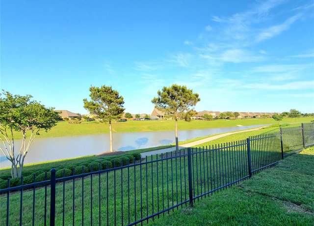 Property at 29403 Paytons Park Ct, Katy, TX 77494, 4 beds, 2 baths