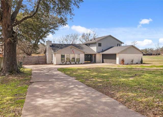 Property at 2701 Apple Creek Cir, Bryan, TX 77802, 4 beds, 3 baths