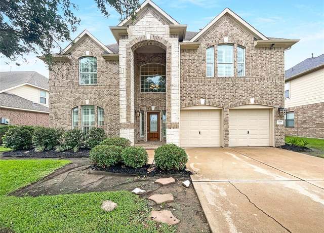 Property at 3306 Cactus Heights Ln, Pearland, TX 77581, 4 beds, 3.5 baths