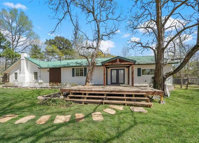 Property at 277 Jenkins Rd, Huntsville, TX 77320, 3 beds, 2.5 baths
