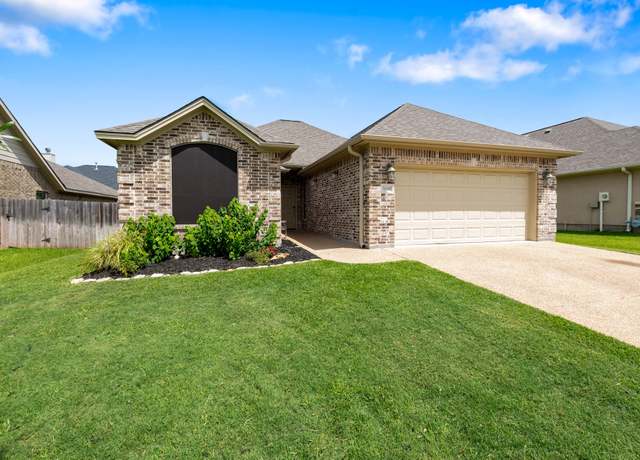 Property at 3048 Peterson Cir, Bryan, TX 77802, 3 beds, 2 baths