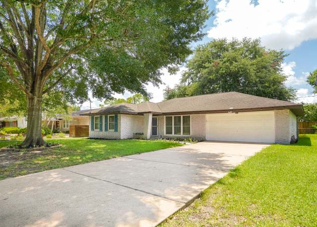 Property at 4811 Stillbrooke Dr, Houston, TX 77035, 3 beds, 2 baths