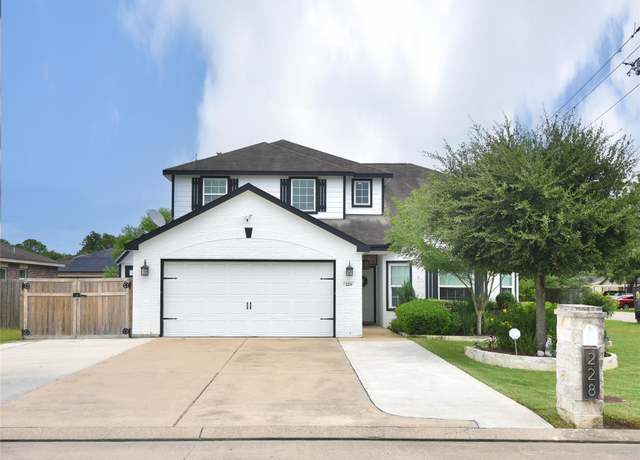 Property at 228 Taylor Cir, La Marque, TX 77568, 4 beds, 3 baths