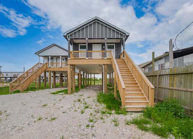 Property at 837 22nd St, Dickinson, TX 77539, 2 beds, 2 baths