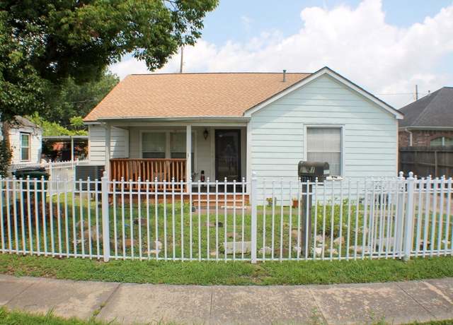 Property at 7721 Brumblay St, Houston, TX 77012, 3 beds, 2 baths
