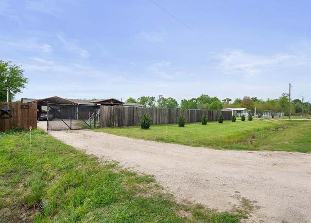 Property at 1976 County Road 5017, Cleveland, TX 77327, 3 beds, 2 baths