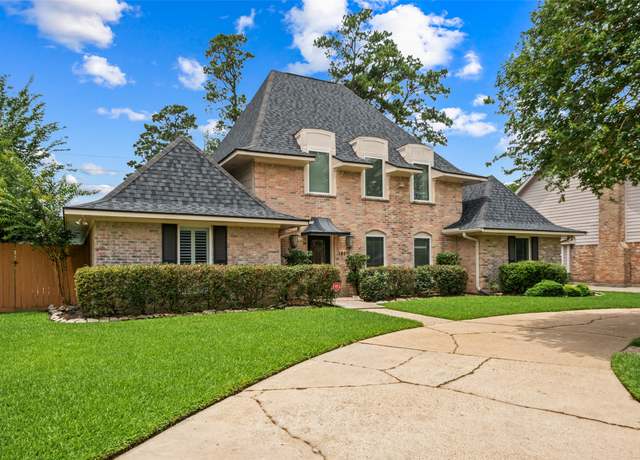 Property at 19011 Oakway Dr, Spring, TX 77388, 4 beds, 2.5 baths