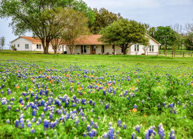 Property at 3573 Zibilski Rd, Burton, TX 77835, 4 beds, 3 baths