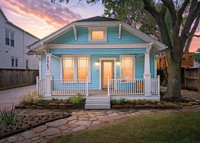 Property at 2047 Harvard St, Houston, TX 77008, 3 beds, 2 baths