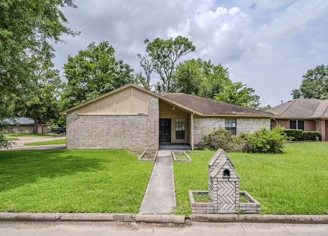 Property at 15811 Nutcracker Ct, Humble, TX 77396, 3 beds, 3.5 baths