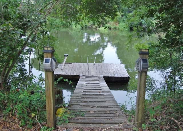 Property at 130 County Road 302, Alvin, TX 77511