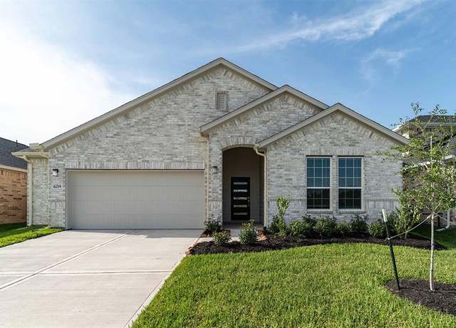 Property at 6219 Park Landing Dr, Baytown, TX 77521, 3 beds, 2 baths