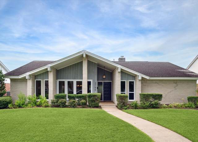 Property at 5706 Ariel St, Houston, TX 77096, 4 beds, 2.5 baths