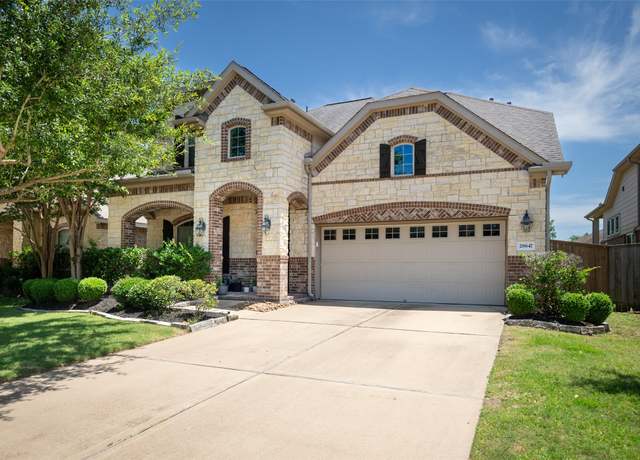 Property at 28647 Maple Red Dr, Katy, TX 77494, 4 beds, 2.5 baths