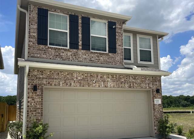 Property at 727 Majestic Eagle Ct, Houston, TX 77090, 3 beds, 2.5 baths