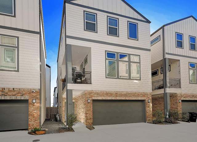 Property at 800 W Donovan St, Houston, TX 77091, 3 beds, 3.5 baths
