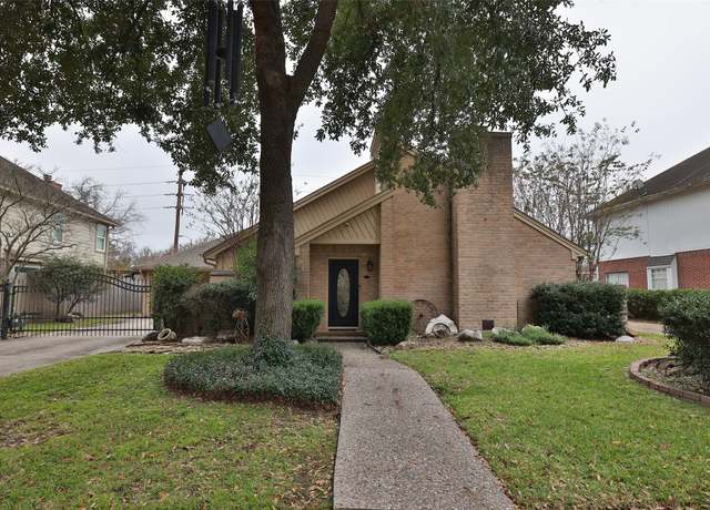 Property at 6702 Seinfeld Ct, Houston, TX 77069, 4 beds, 2 baths
