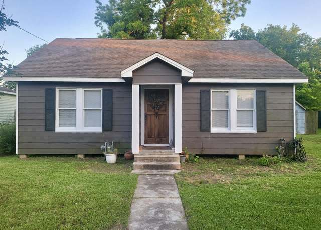 Property at 1602 Elizabeth Ave, Rosenberg, TX 77471, 2 beds, 1 bath