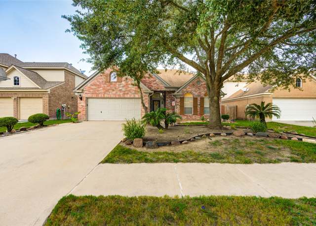 Property at 16730 Spring Barker Dr, Cypress, TX 77429, 4 beds, 2.5 baths